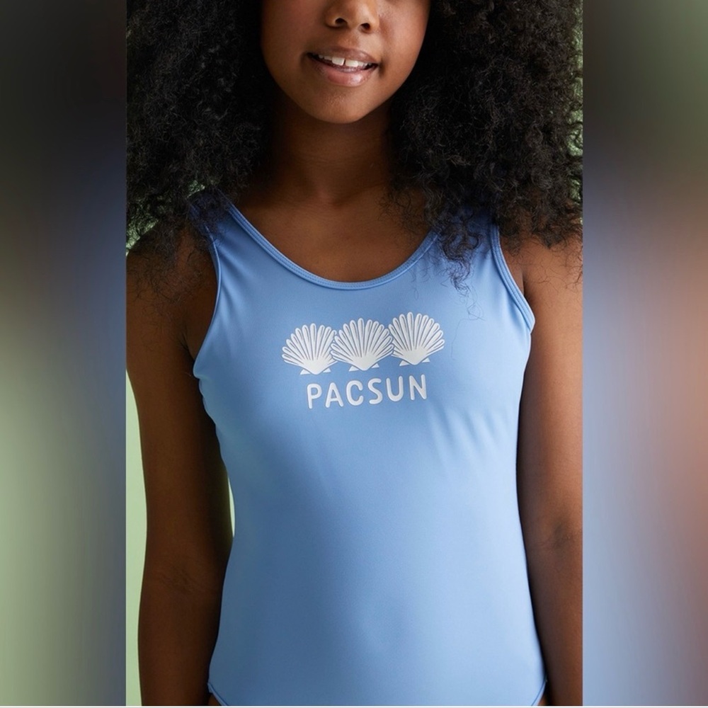 PacSun Sky Blue Shell Graphic Tank